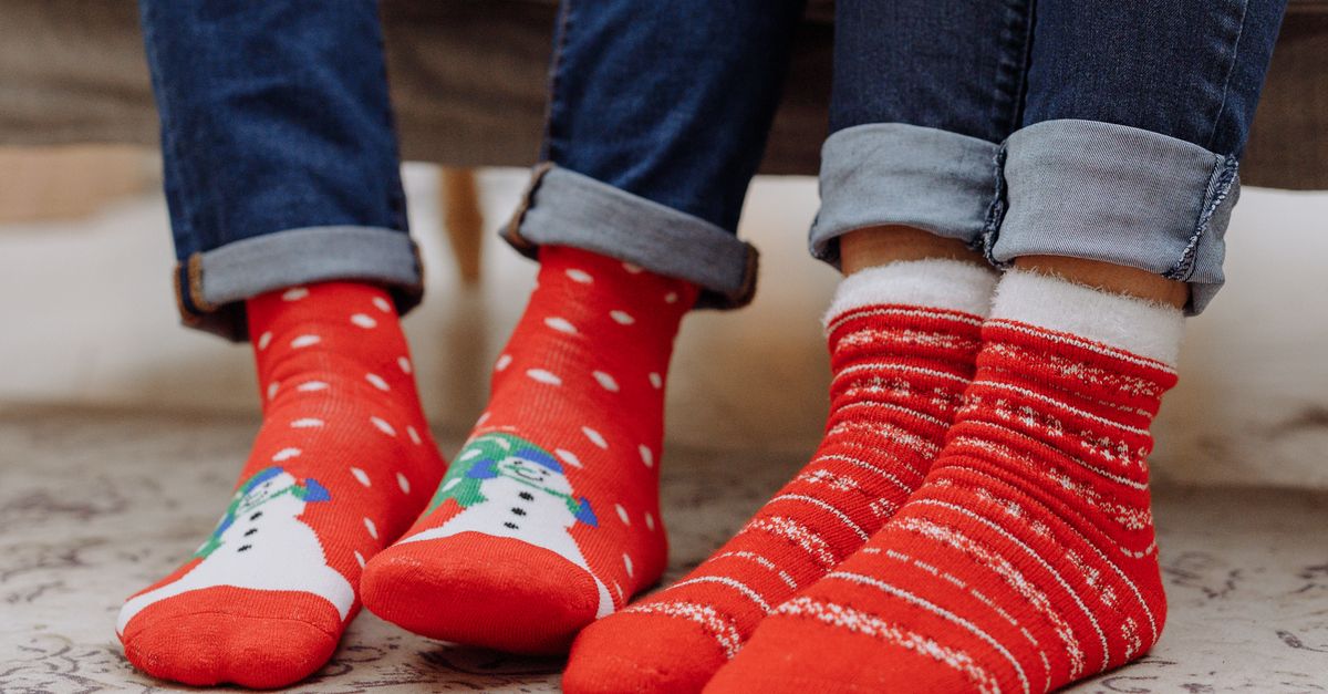 Raynaud's Cold Feet Relief: Daily Circulation Strategies