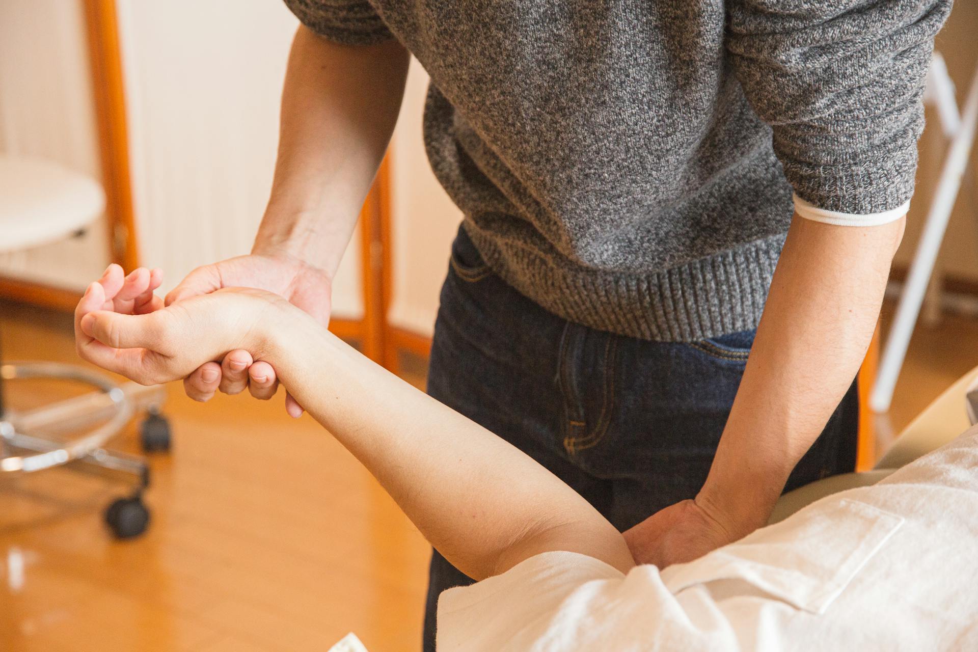 Massage for Shoulder Impingement: Benefits & 4 Self-Massage Tips
