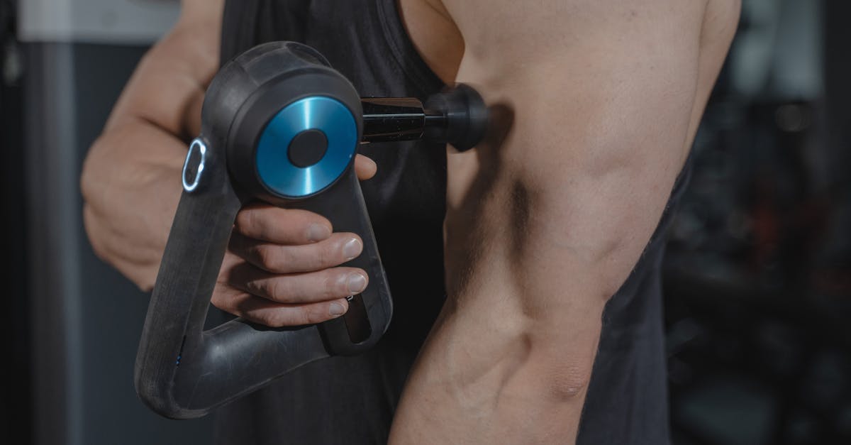 Oscillating vs Percussion Massager: Which Works Better | MedMassager