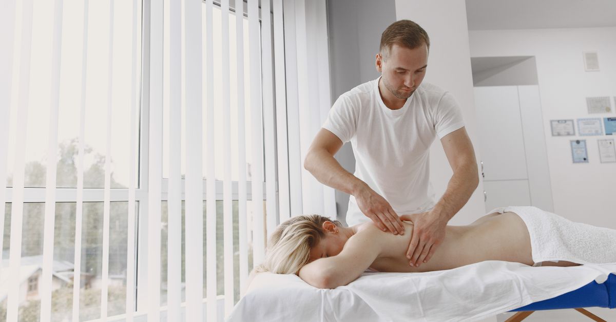 Best Body Massager for Seniors: What to Look For
